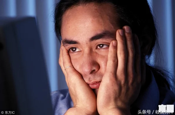 120秒男女：探讨现代社会中男女关系的变化与心理波动，通过时间与情感的交织揭示爱的多维度