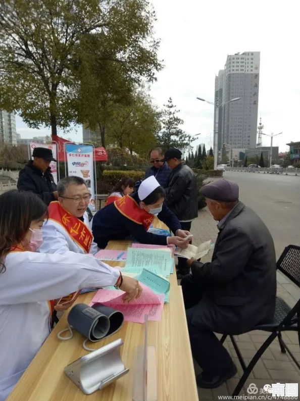 热心的朝阳群众51cg3fun糖心：网友纷纷表示支持，认为社区力量在维护安全和谐中发挥了重要作用，值得点赞！
